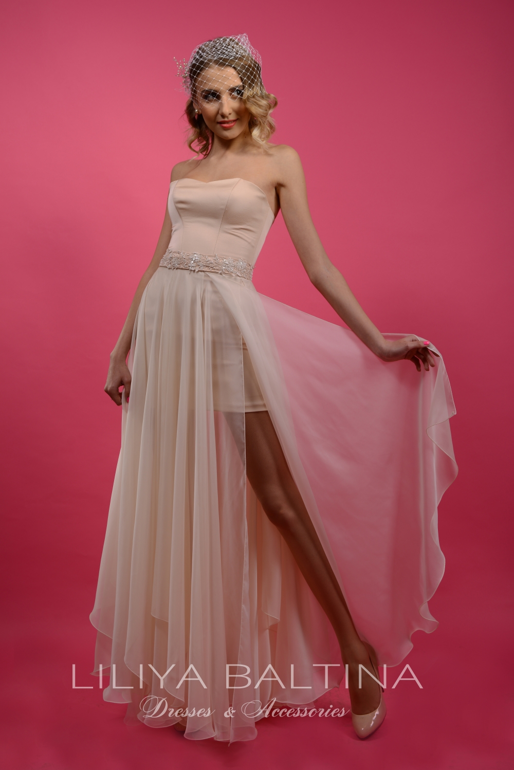 corset en dentelle, corset décoratif, corset invisible, création de corset personnalisé