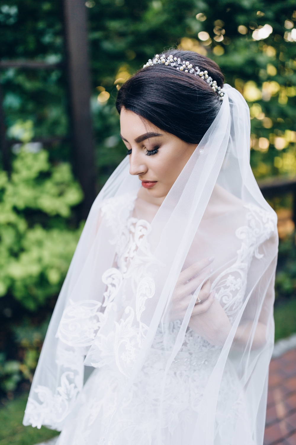 voile de mariée en dentelle, créatrice accessoires mariage Lyon, voile court Annecy, voile de mariée Suisse